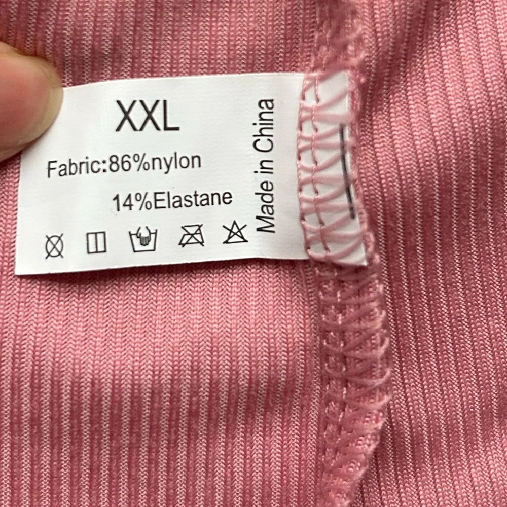NWOT Ribbed Fitted Tank Top Size XXL - Picture 3 of 3